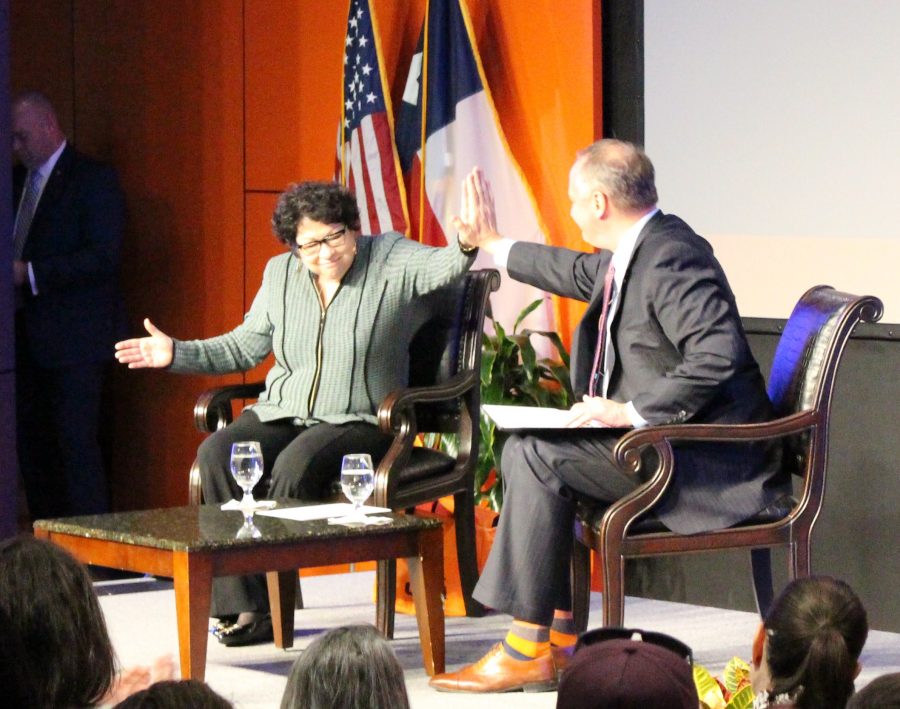 Supreme court justice Sonia Sotomayor high fives UTSA president Taylor Eighmy. Gaige Davila/The Paisano