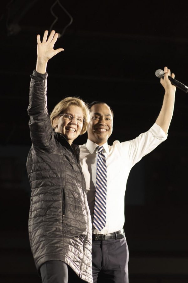 Elizabeth Warren and Julián Castro embrace at Warren’s San Antonio rally. Castro
has endorsed Warren for president since he dropped out of the presidential race several month ago.