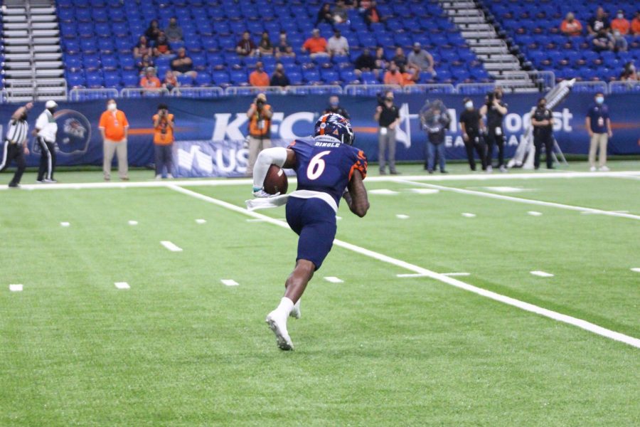 Wide receiver Brennon Dingle returns a kickoff during UTSA's game against Army in early October. Dingle and the rest of the offense hope to put on another show this weekend in Mississippi 