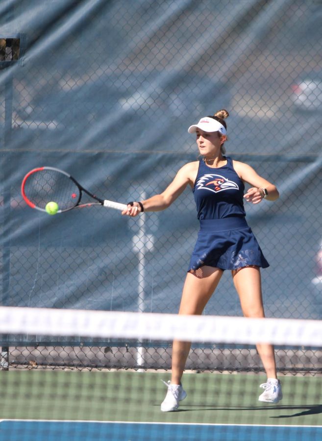 Eve Beyebach returns a ball during a match earlier this season. The sophomore from Madrid, Spain has appeared in 10 of 11 matches for UTSA this season. 