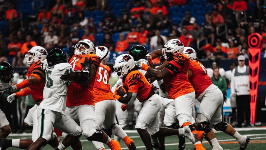 UTSA remains perfect in conference play, defeating North Texas 31-27