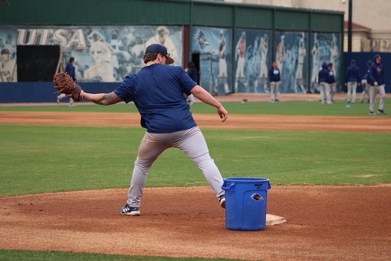 utsa-baseball-coach-hallmark-and-luke-malone-preview-2023-season-the-paisano