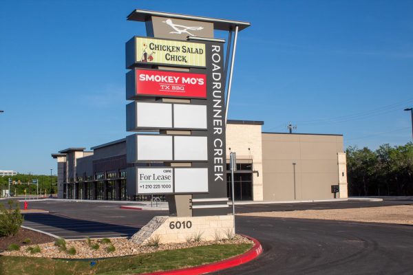 Roadrunner Creek retail project nears completion