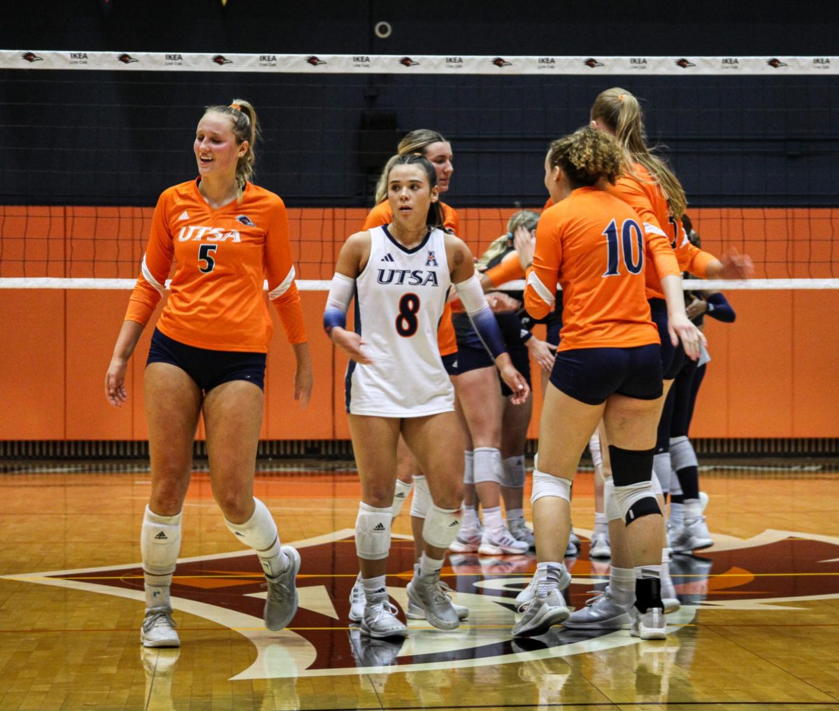 UTSA volleyball drops three sets to Memphis