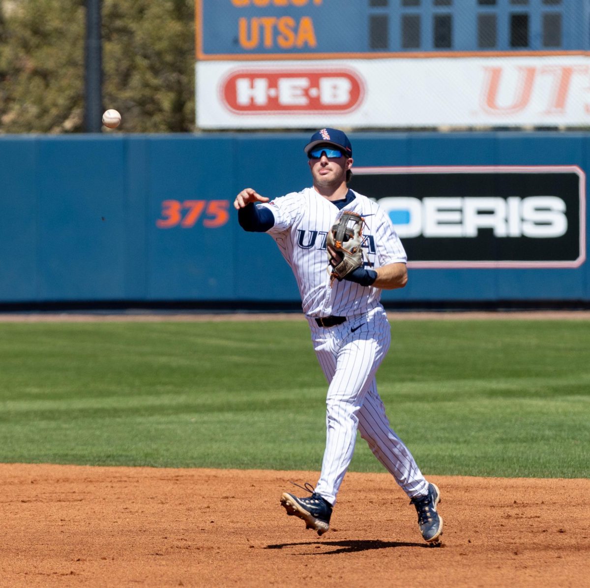 Baseball snags series win over Florida Atlantic